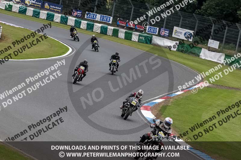 Vintage motorcycle club;eventdigitalimages;mallory park;mallory park trackday photographs;no limits trackdays;peter wileman photography;trackday digital images;trackday photos;vmcc festival 1000 bikes photographs